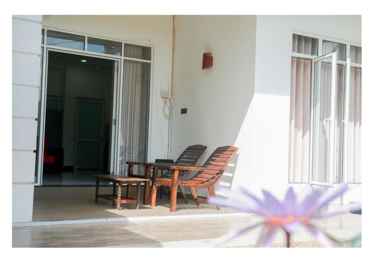 Villa Serenity - Jayavikumgama Weligama Exterior photo