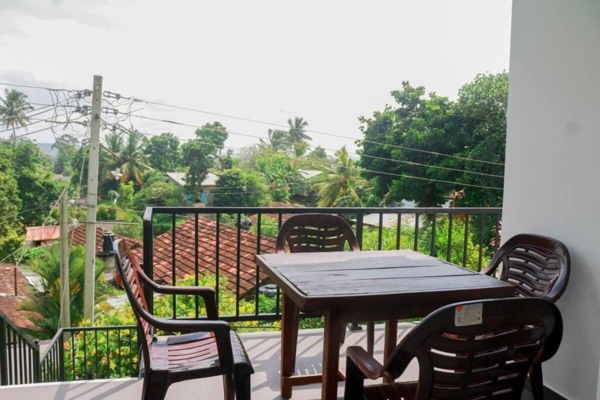Villa Serenity - Jayavikumgama Weligama Exterior photo